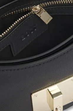Ariell shoulder bag in grained leather