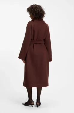 Belted coat in a wool blend