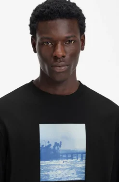 Cotton-jersey T-shirt with printed artwork