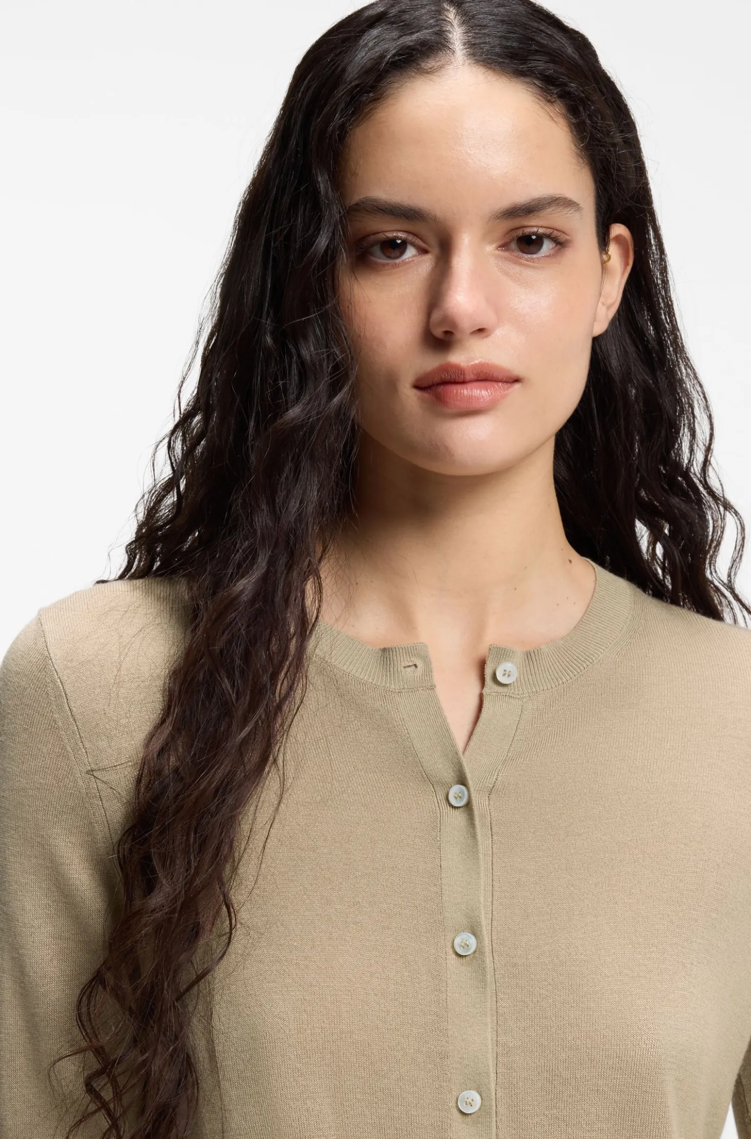 Cropped cardigan with rear ribbed detail