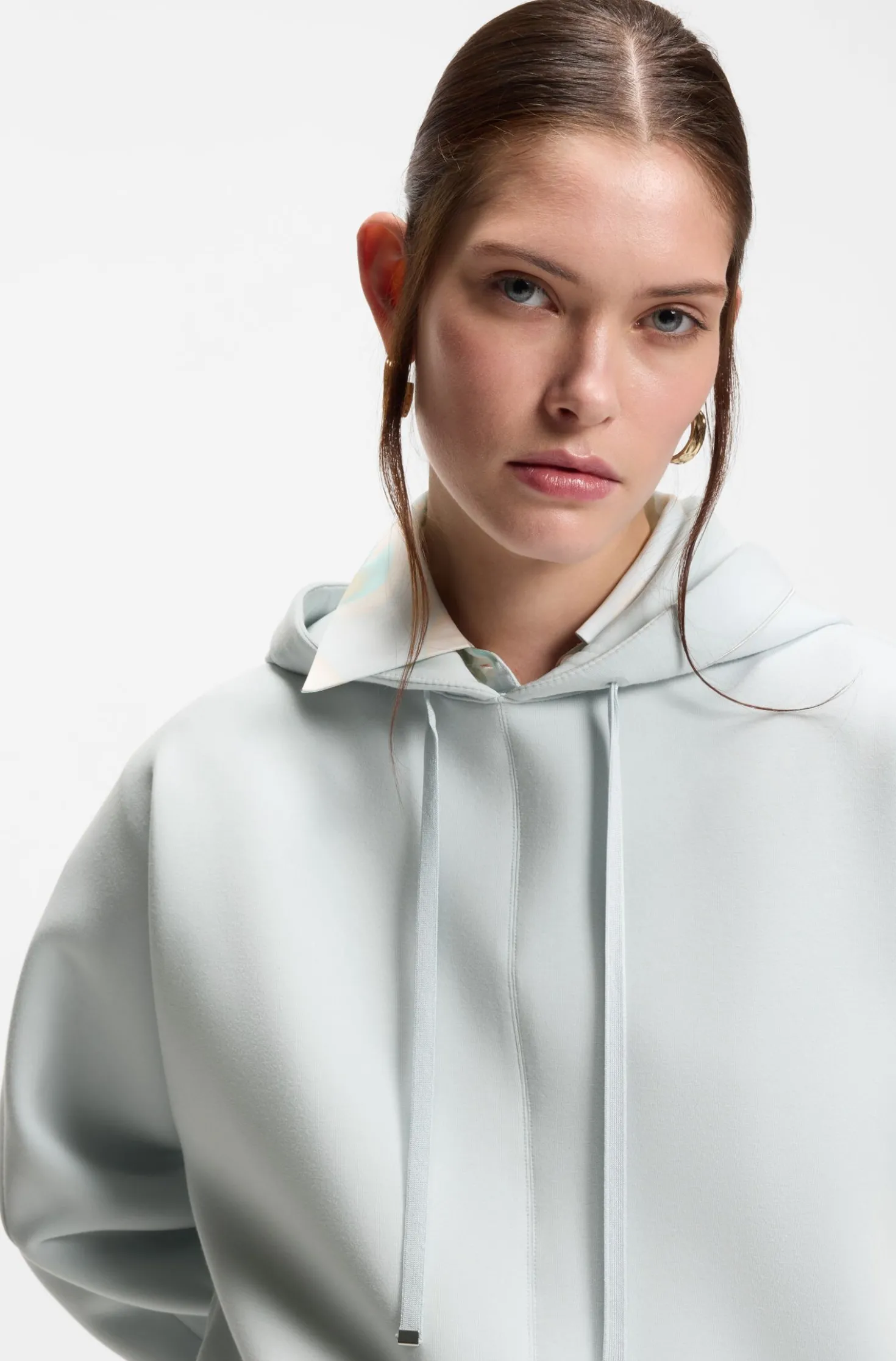 Curved-hem hoodie with Double B monogram