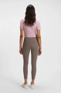 Equestrian hybrid breeches with silicone grips