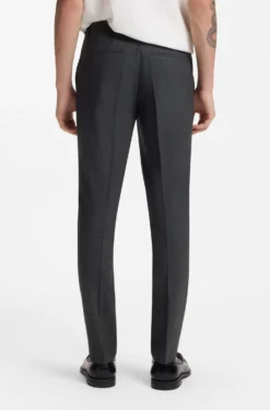Extra-slim-fit suit in a stretch-wool blend