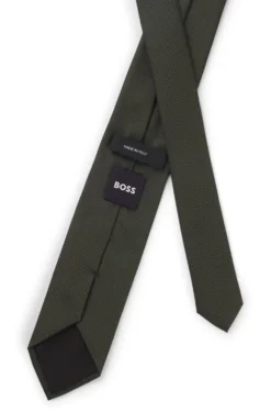 Formal tie with jacquard pattern