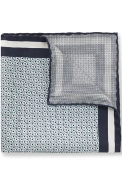 Hand-made pocket square in silk