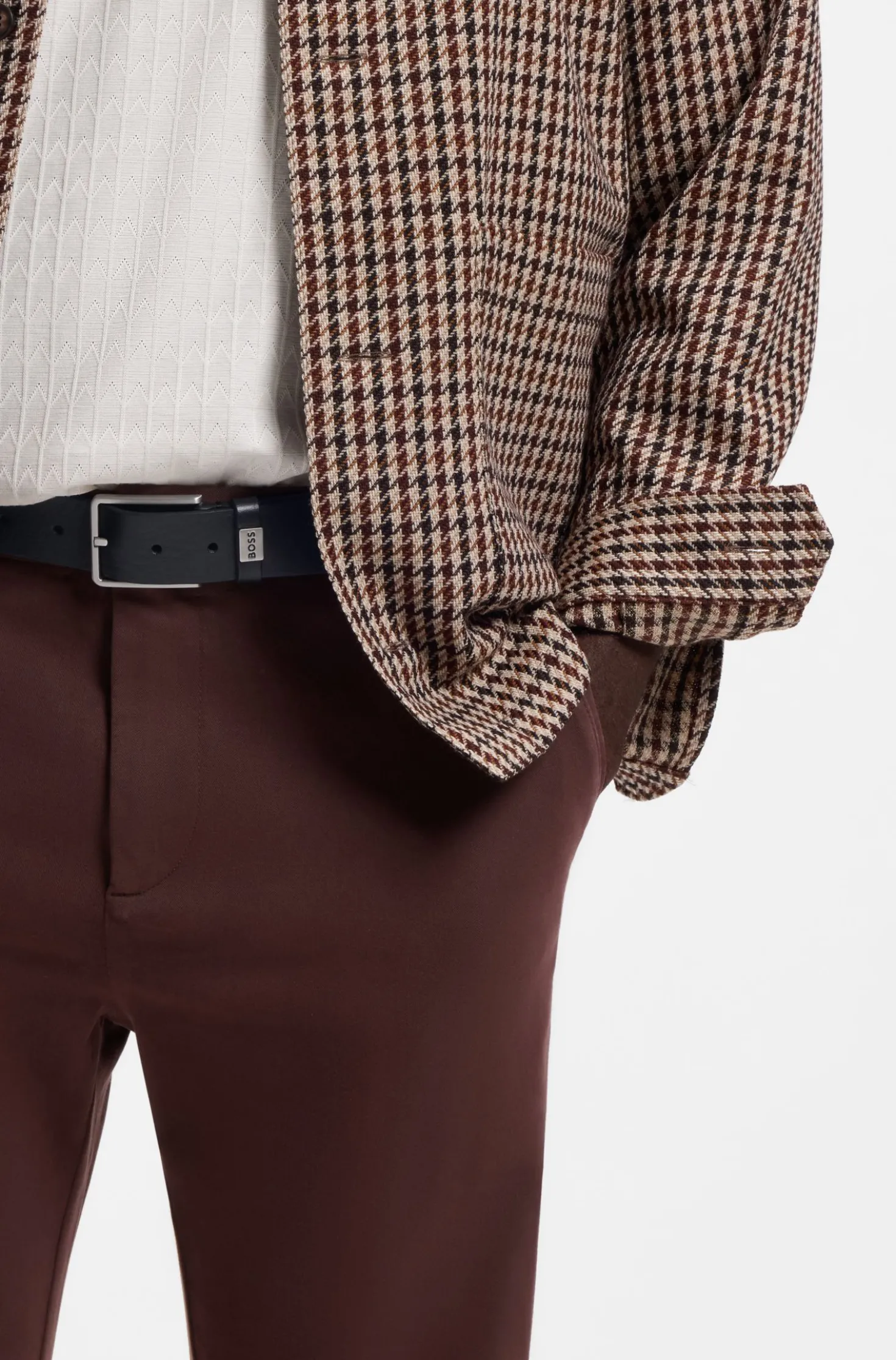 Italian-leather belt with logo keeper