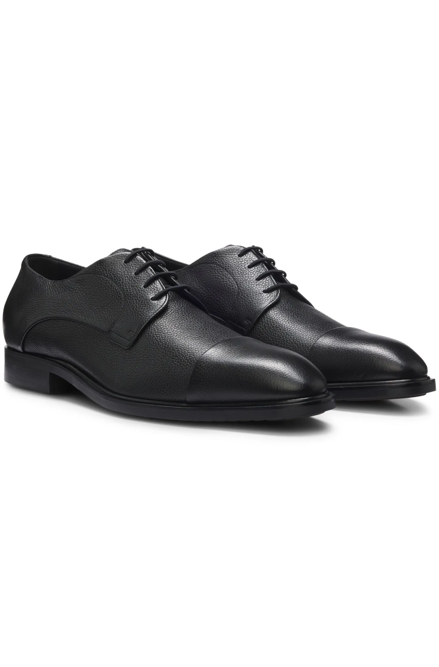 Italian-made Derby shoes in grained leather