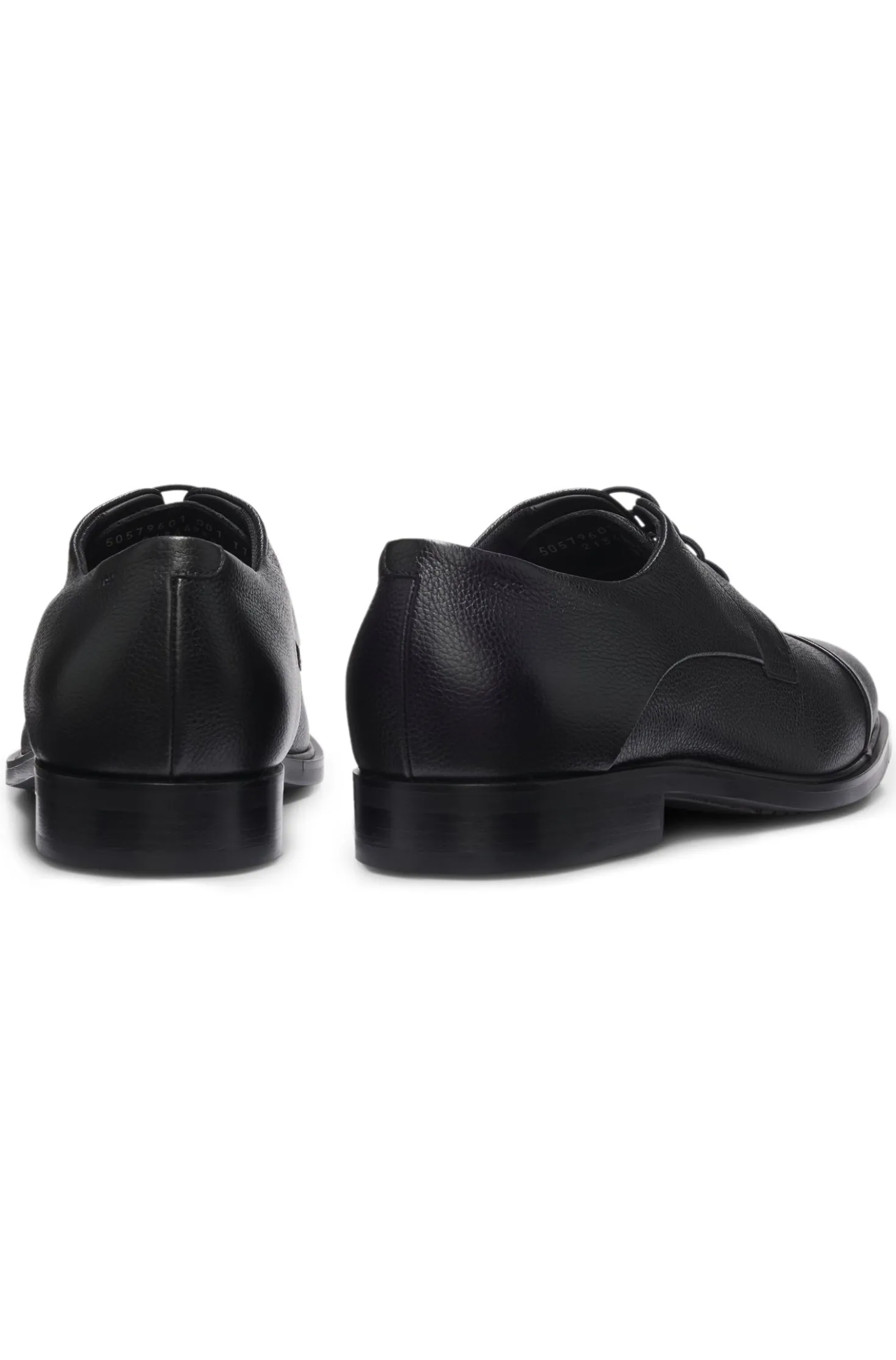 Italian-made Derby shoes in grained leather