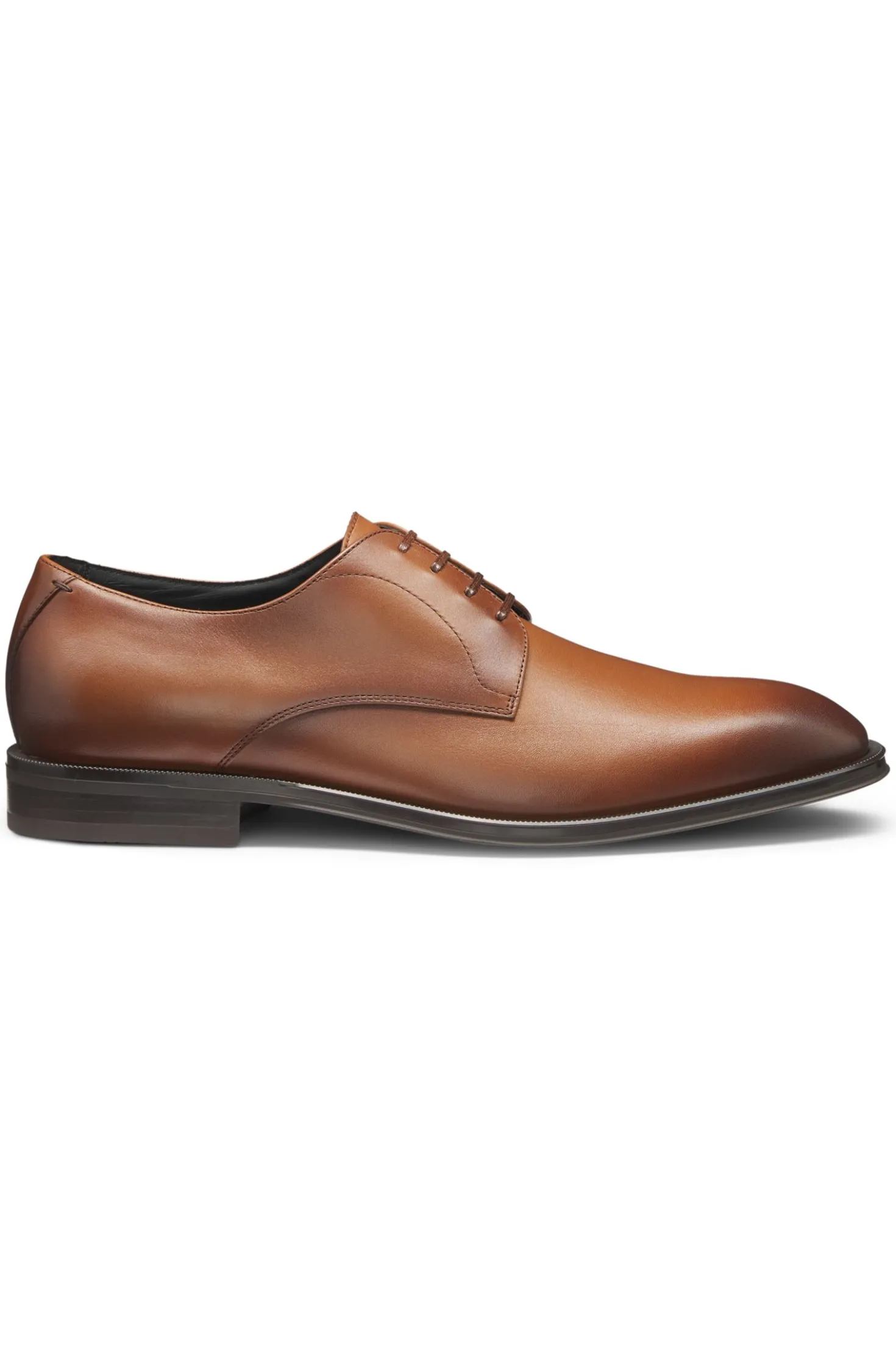 Italian-made Derby shoes in leather