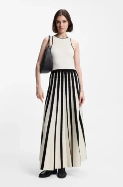 Knitted dress with two-tone pleated skirt