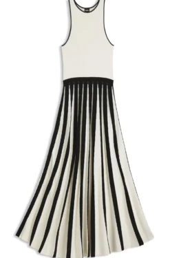 Knitted dress with two-tone pleated skirt