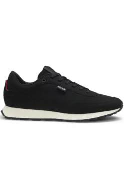 Knitted-upper trainers with logo flag