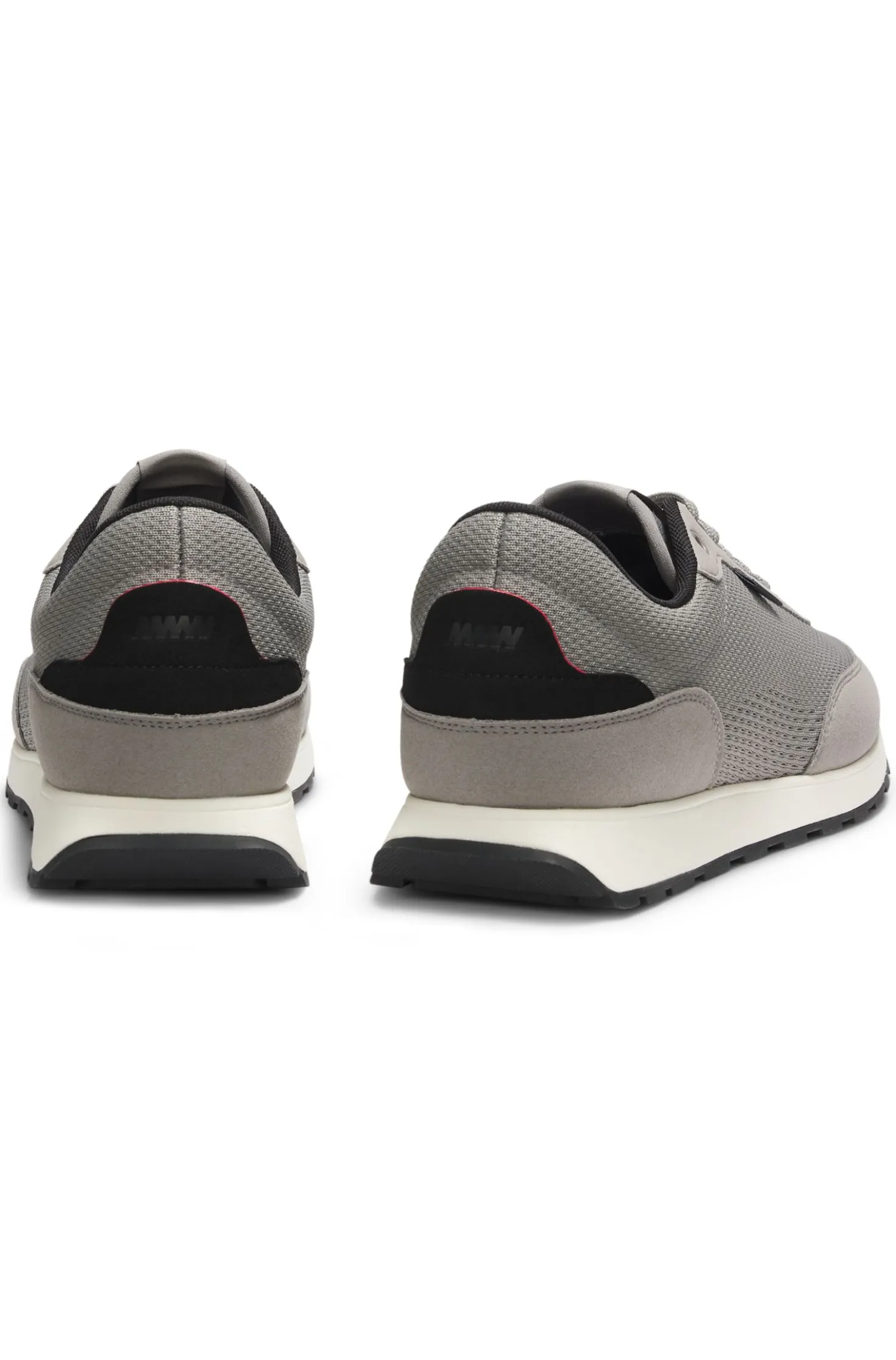 Knitted-upper trainers with logo flag