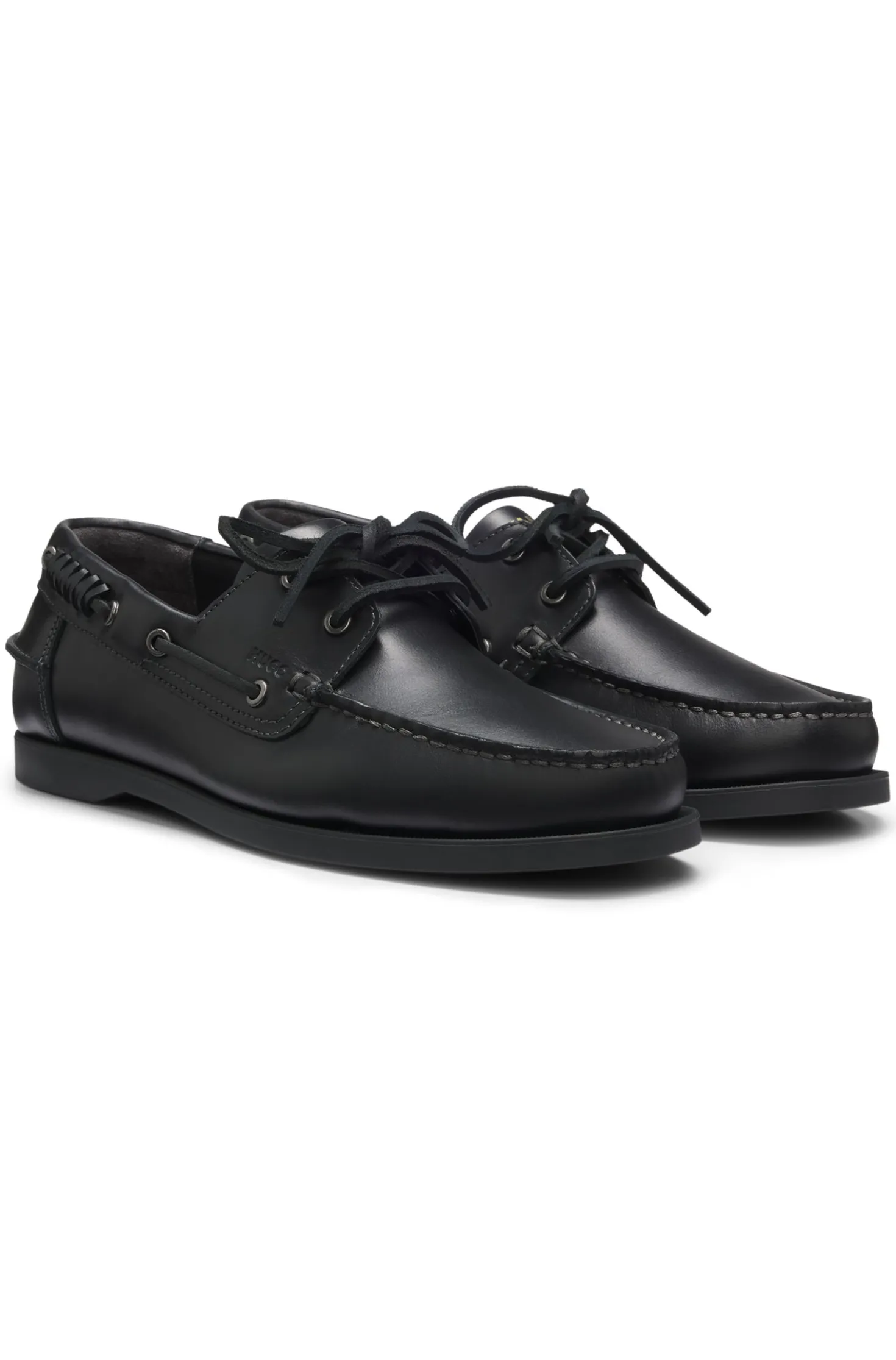 Leather boat shoes with lacing detail