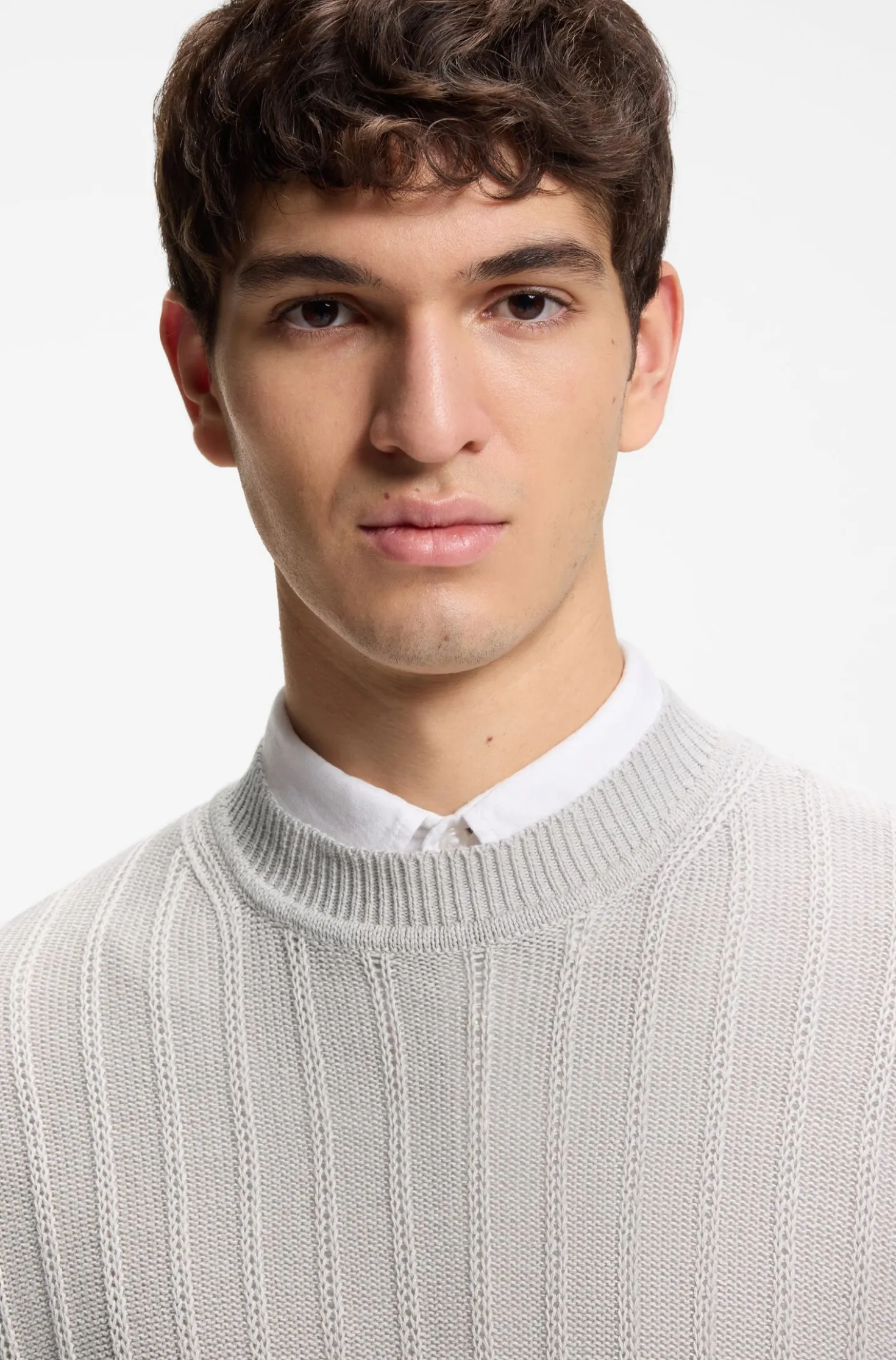 Linen-cotton sweater with knitted structure