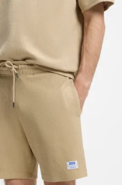 Loose-fit shorts in a waffle-structured cotton blend