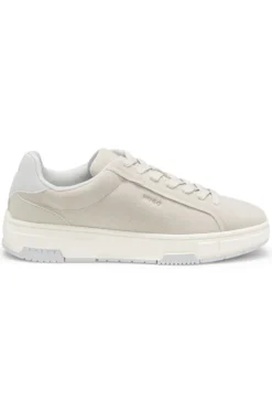 Low-top trainers in faux suede
