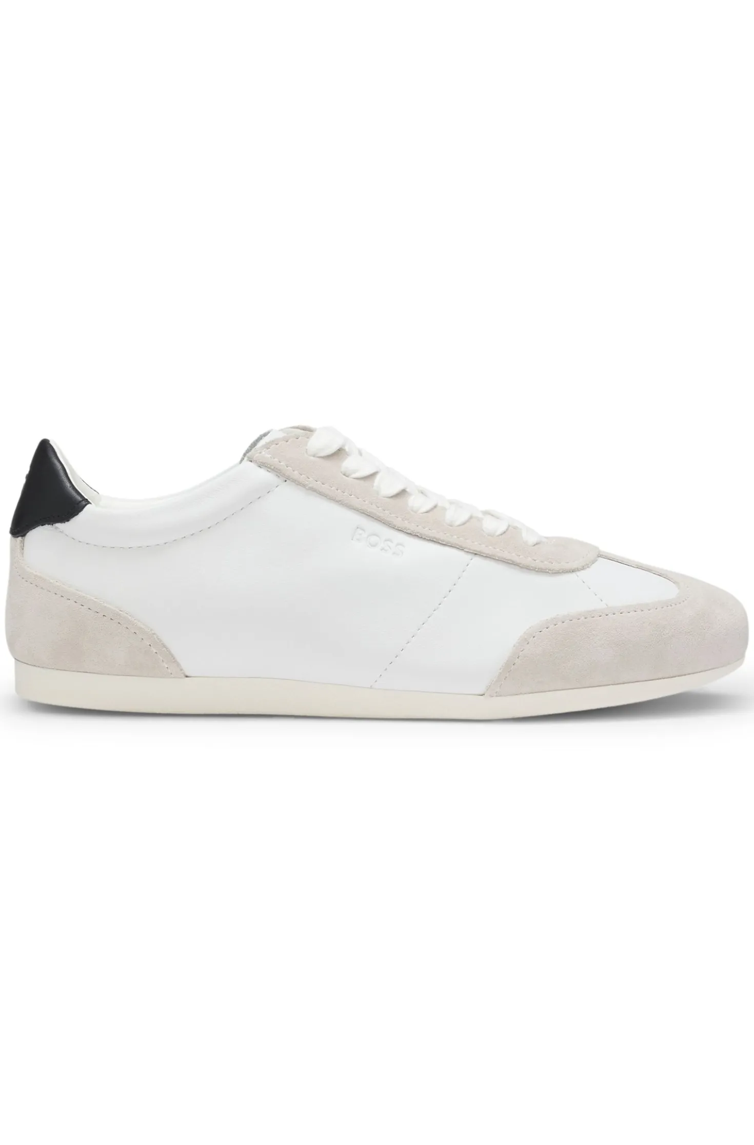 Low-top trainers in leather and suede