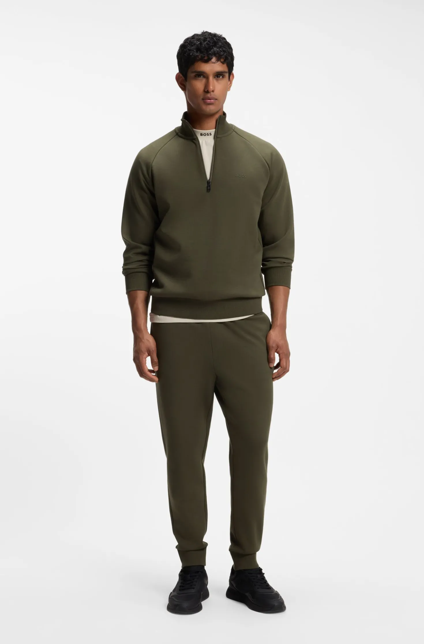 Modern regular-fit trousers in stretch cotton
