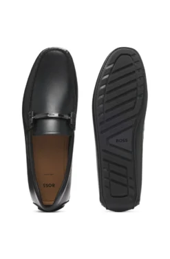 Nappa-leather driver shoes with branded hardware