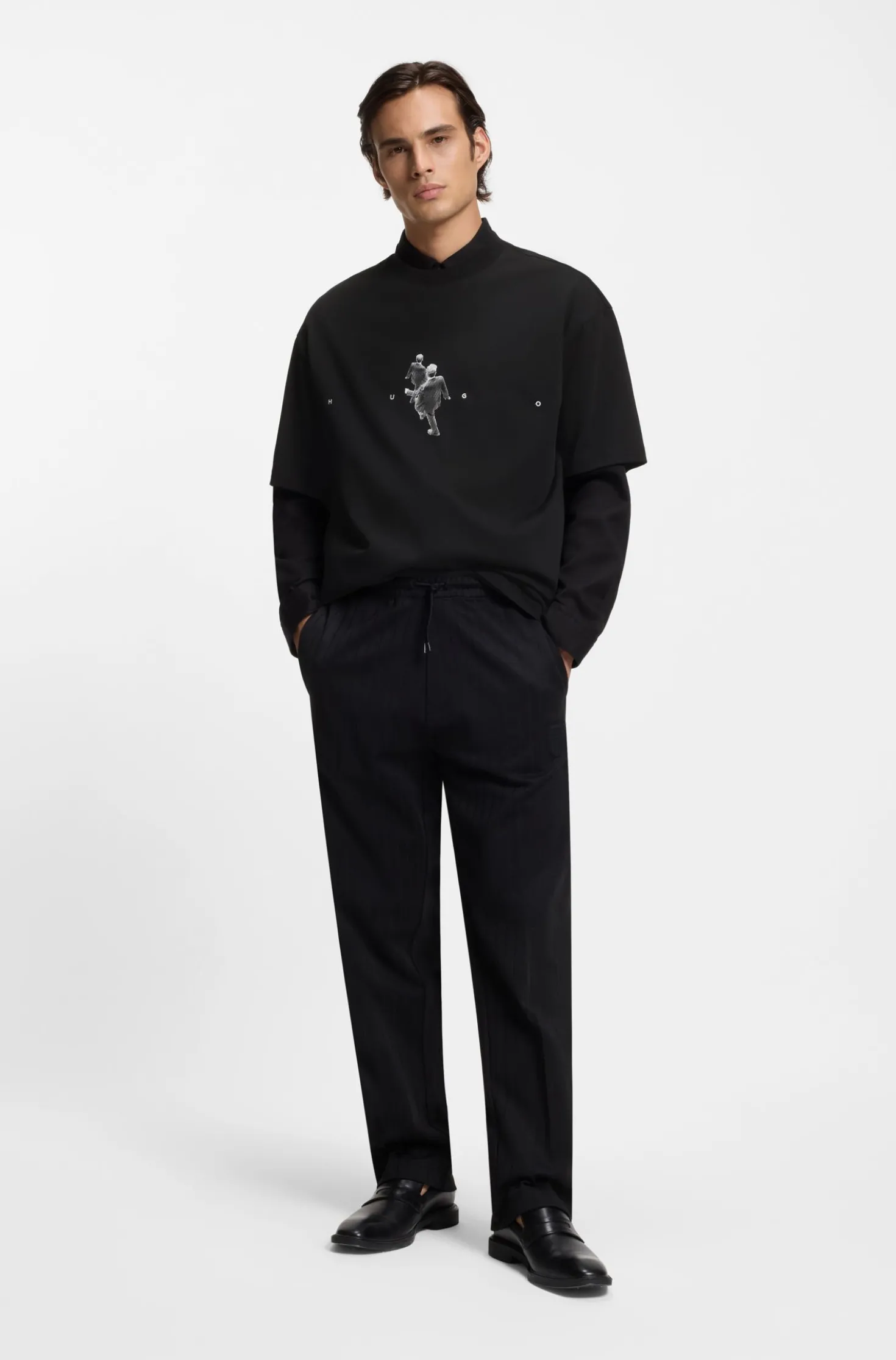Oversized-fit T-shirt in cotton jersey with graphic artwork