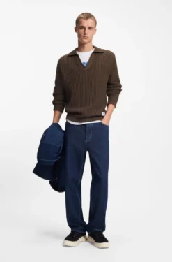 Oversized-fit waffle-structured sweater with Johnny collar