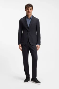 Packable slim-fit trousers in a washable wool blend