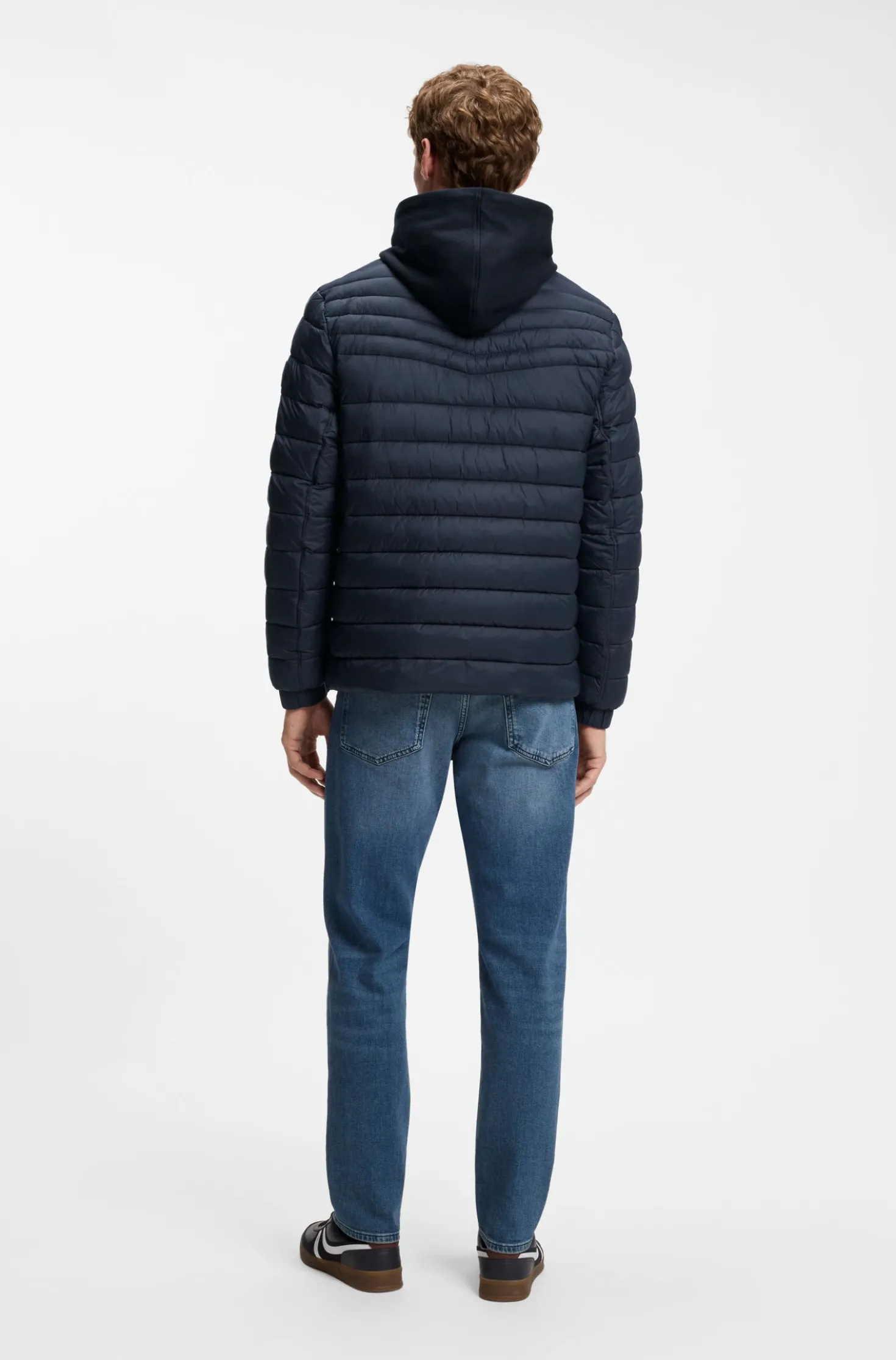 Packable water-repellent padded jacket with logo badge