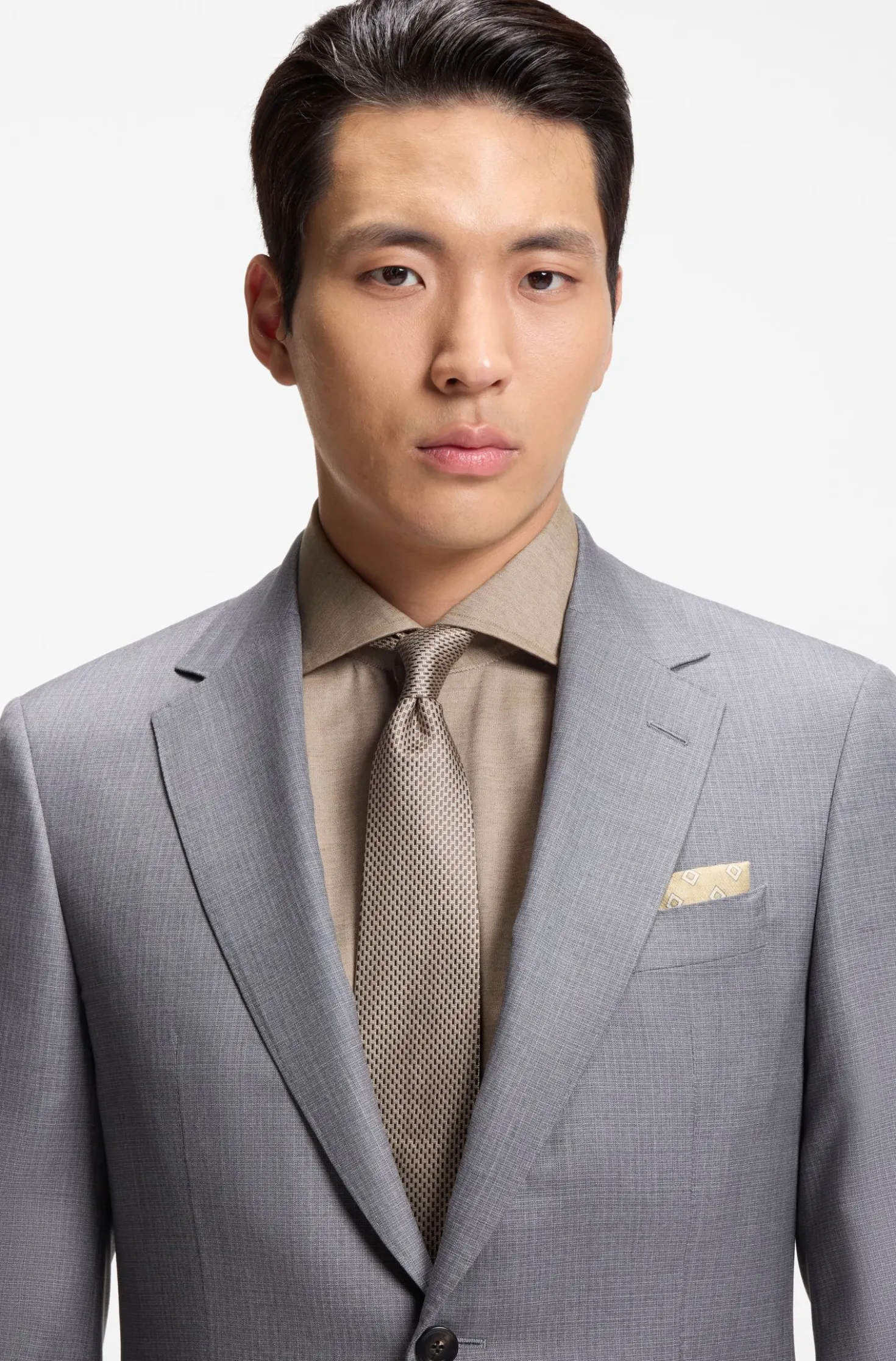 Patterned tie in Italian-made silk