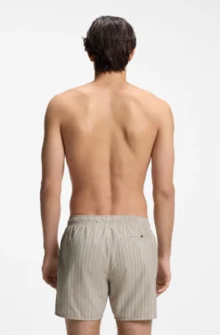 Printed swim shorts in quick-dry fabric