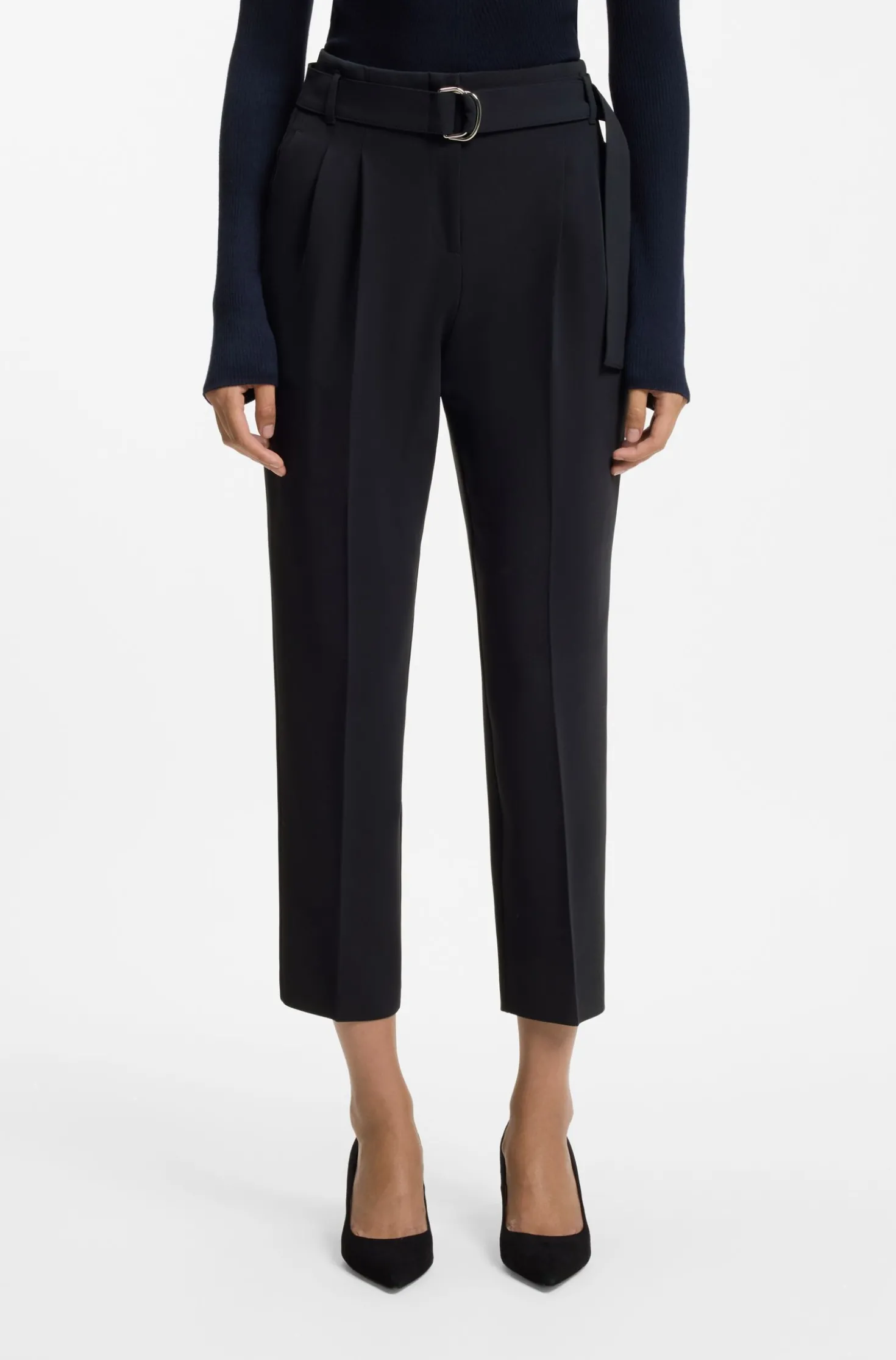Regular-fit cropped trousers in crease-resistant crepe