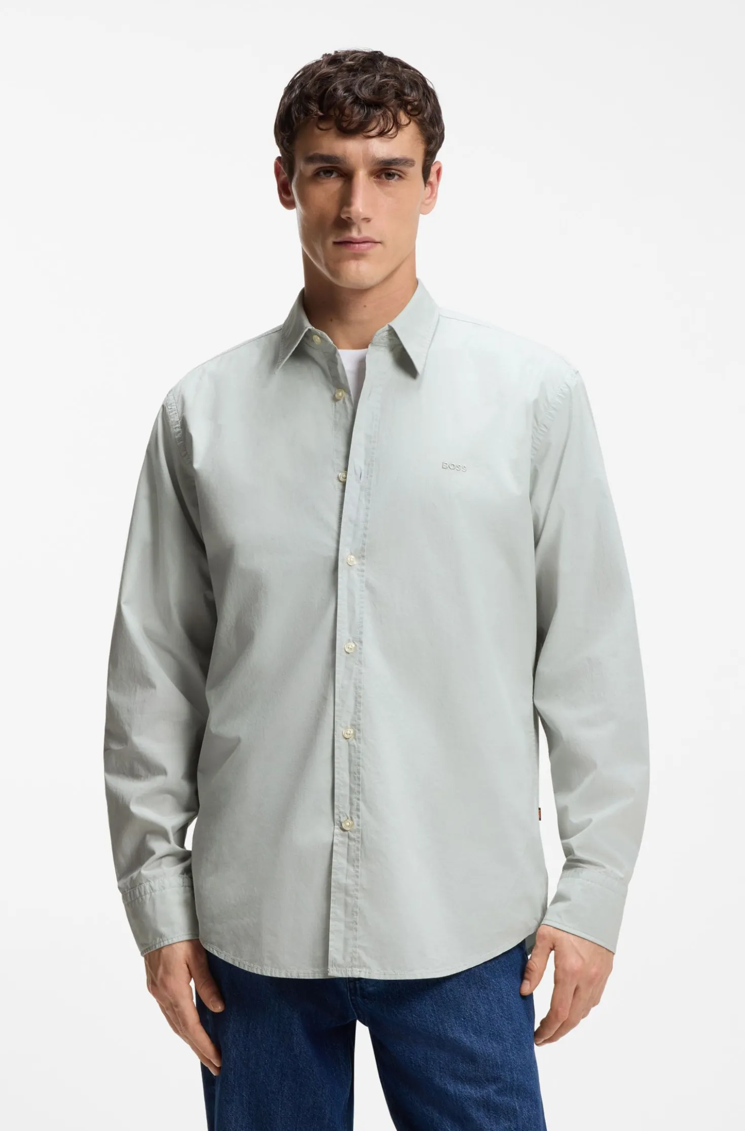 Regular-fit shirt in cotton poplin with embroidered logo