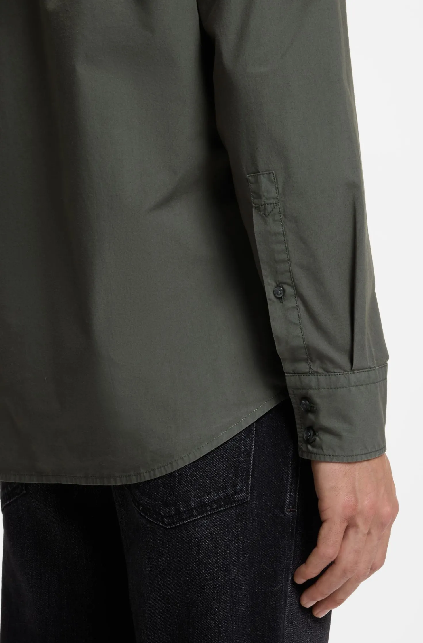 Regular-fit shirt in cotton poplin with embroidered logo
