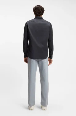 Regular-fit shirt in cotton poplin with embroidered logo