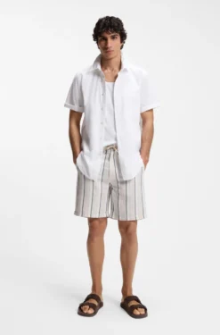 Regular-fit shirt in cotton poplin