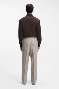 Regular-fit shirt in lightweight merino wool