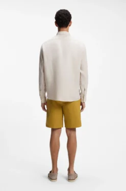 Regular-fit shirt in washed linen