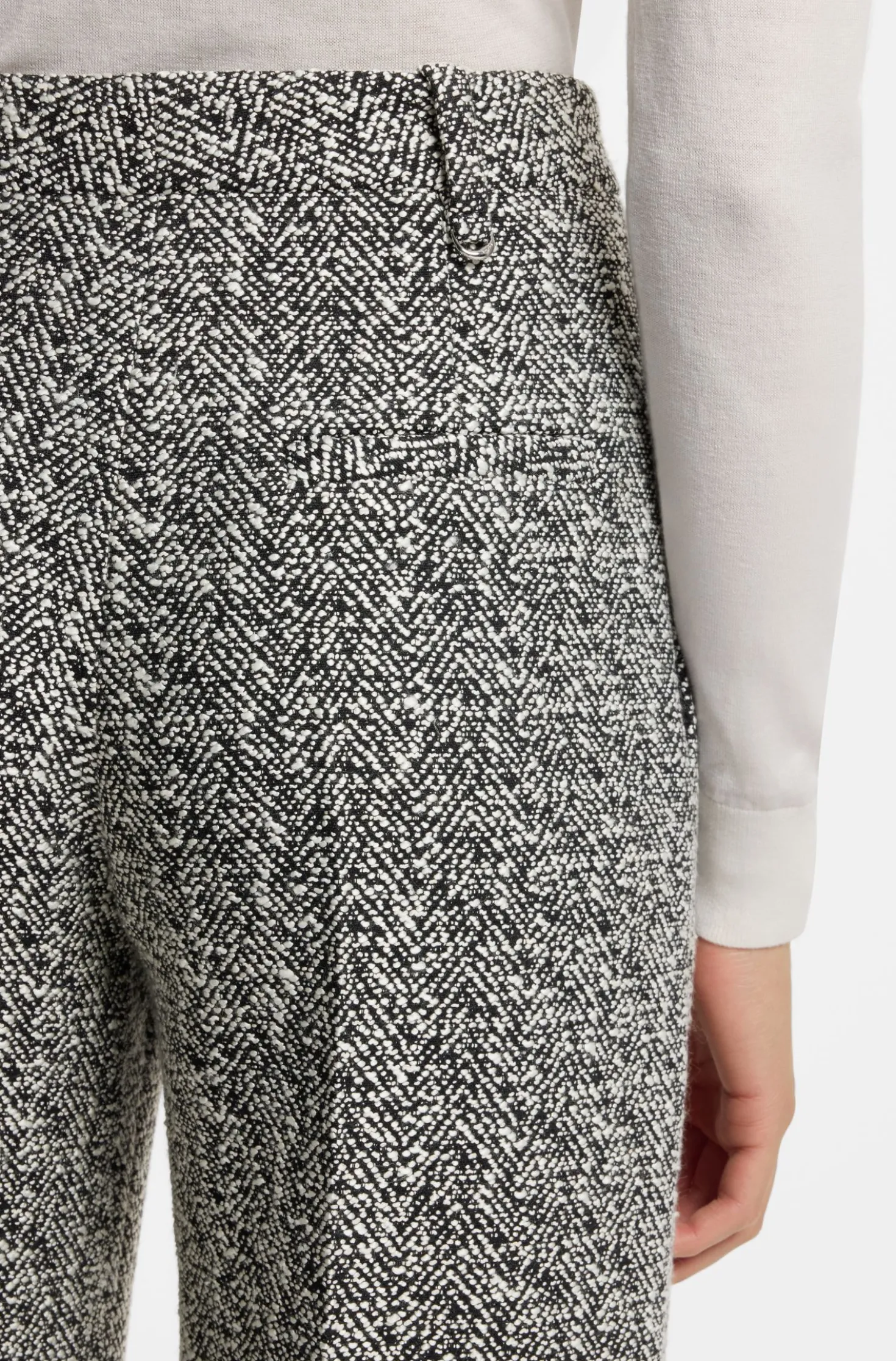 Regular-fit trousers in stretch herringbone fabric