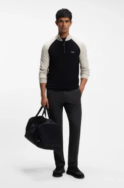 Regular-fit trousers in water-repellent stretch fabric