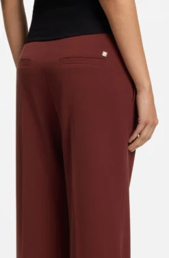 Regular-fit trousers with wide leg