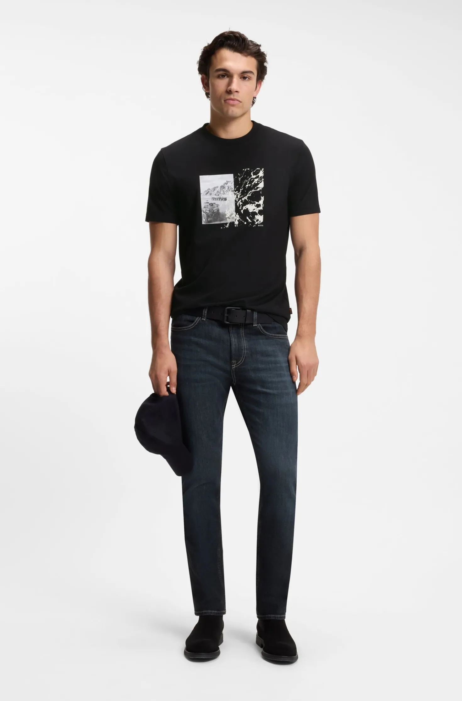 Regular-fit T-shirt in lightweight cotton jersey