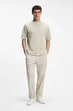 Relaxed-fit cotton T-shirt with embroidered logo