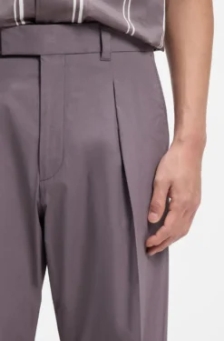 Relaxed-fit trousers in stretch cotton