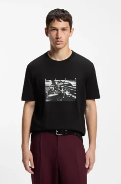 Relaxed-fit T-shirt in cotton with graphic print