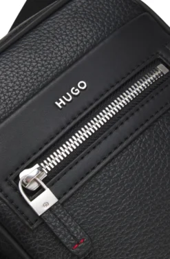 Reporter bag with hardware trims