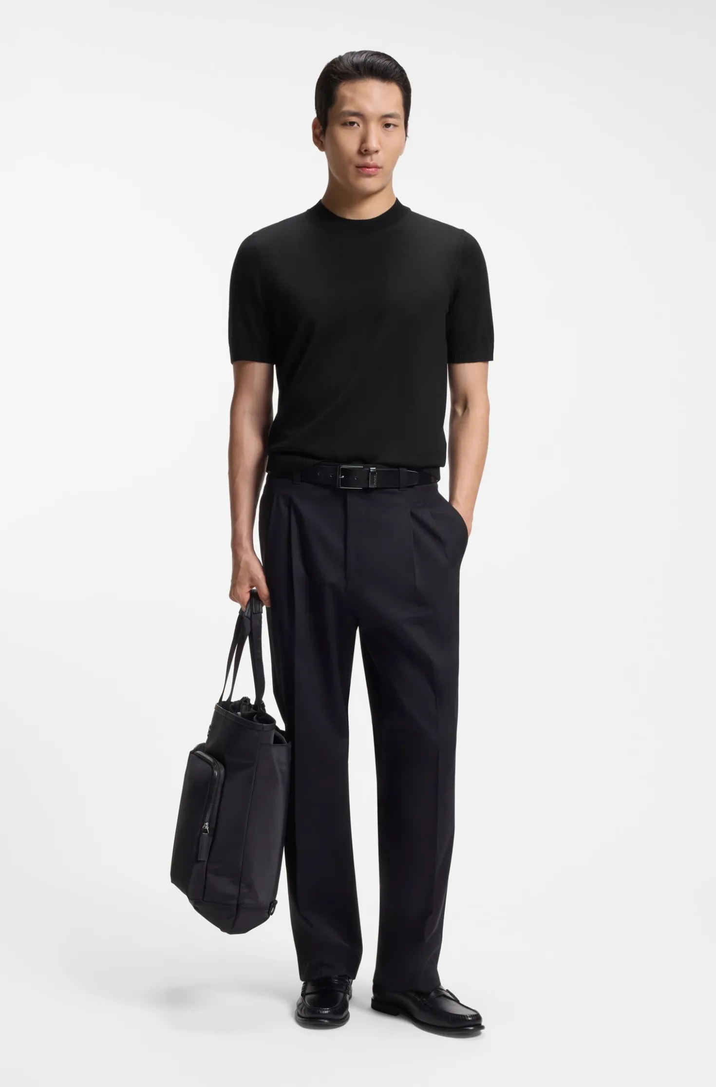 Short-sleeved knit T-shirt in merino wool