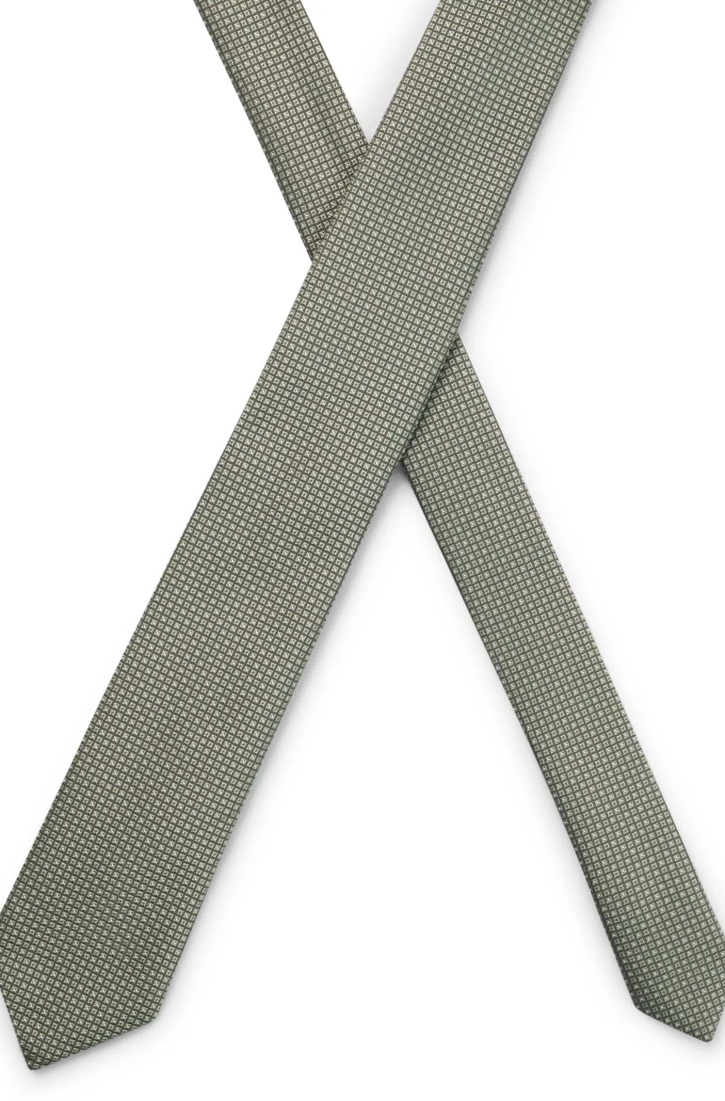 Silk-blend tie with jacquard pattern