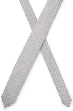 Silk-blend tie with jacquard pattern