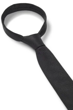 Silk tie with jacquard pattern
