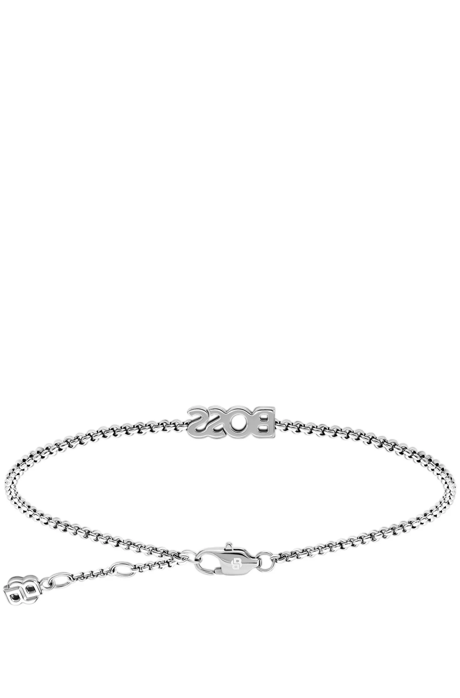 Sleek bracelet for day-to-evening wear